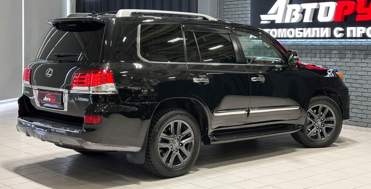 Lexus LX570 - 5